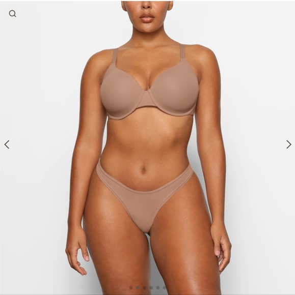 NWT Fits Everybody T-Shirt Bra Size 40 DDDD - Picture 2 of 4